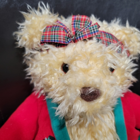 Hallmark Merrily Bear - Picture 2 of 10